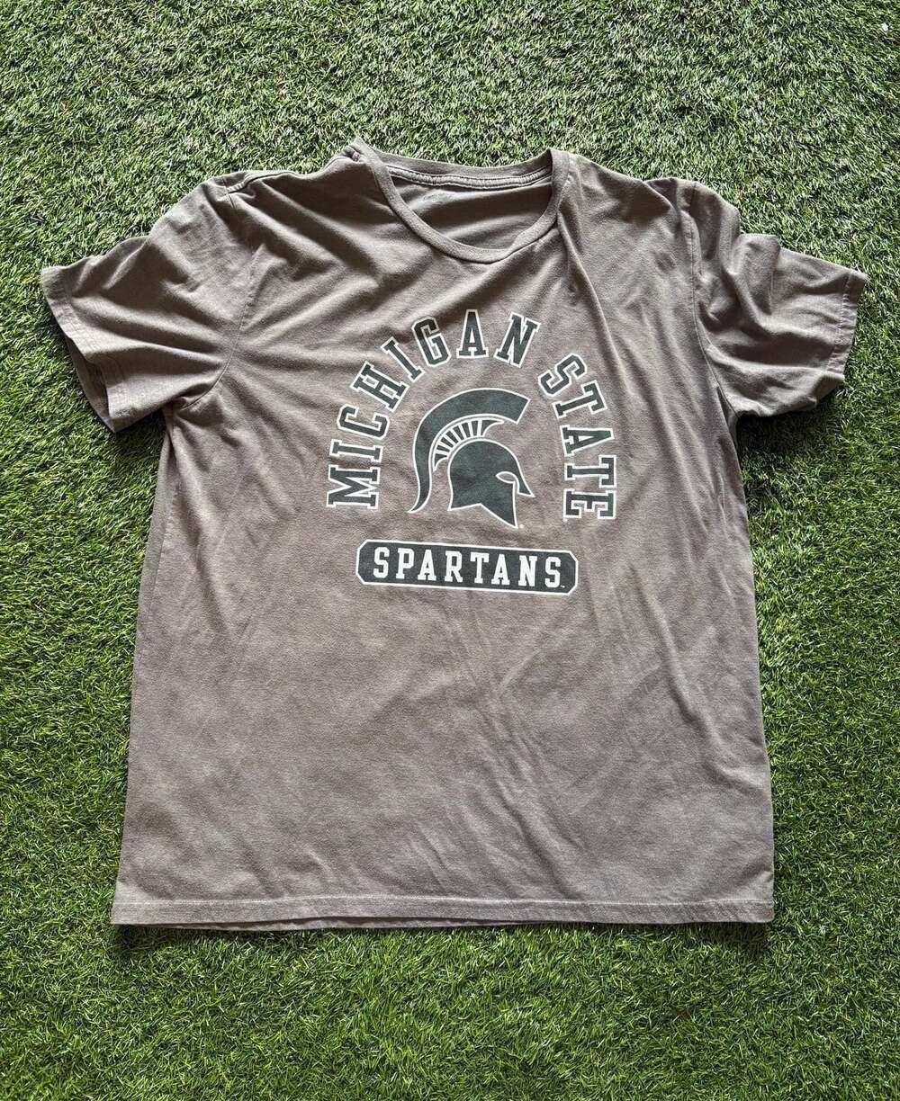 Captivating Apparel Michigan State Spartans T-Shirt XXL Brown